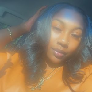 Meet your Posher, Ishanna